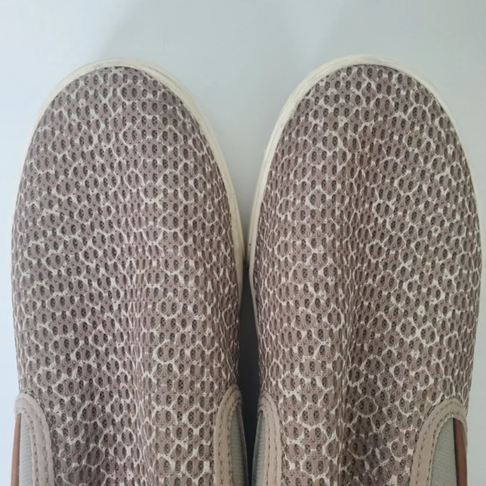 OluKai Women's Pehuea Island Inspired Breathable Mesh‎ Slip On Sneaker Shoes